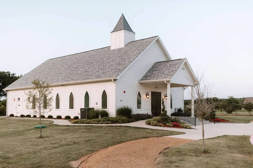 More Photos Of 50 Whispering Winds Dr, Gunter Lodge Meeting Hall For Sale