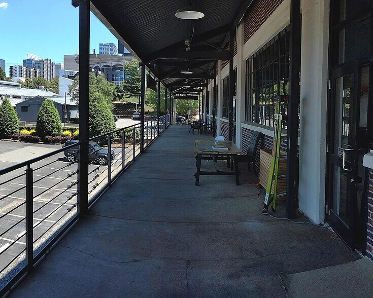 More Photos Of 800 Westmere Ave, Charlotte Office For Lease