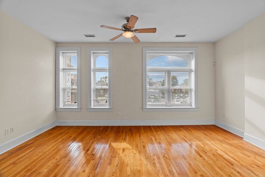 More Photos Of 4343-4353 Manchester Ave, Saint Louis Apartments For Sale