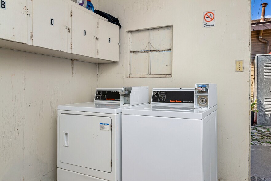 More Photos Of 720 King Ave, Wilmington Apartments For Sale