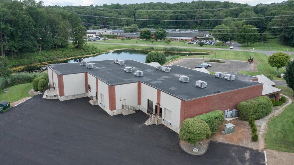 More Photos Of 3-9 Park Lawn Dr, Bethel Research And Development For Lease