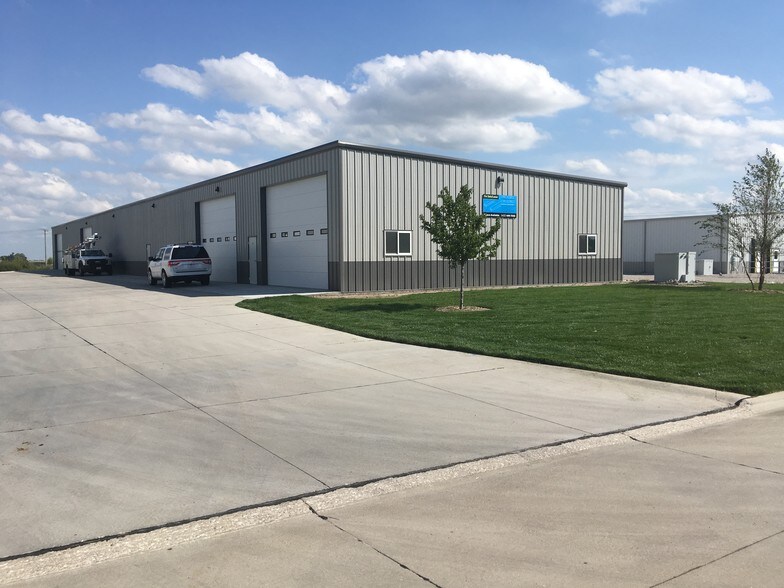 More Photos Of 3406 Utecht Ave, Hastings Warehouse For Sale