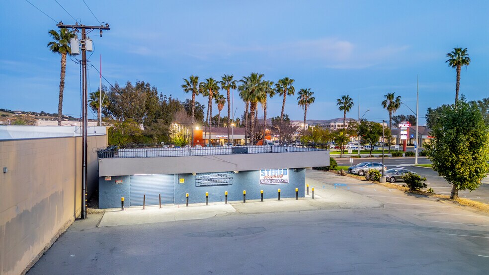 More Photos Of 620 N Main St, Corona General Retail For Sale