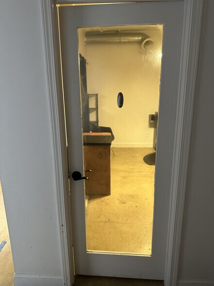 More Photos Of 2112 Morris Ave, Birmingham Office For Lease