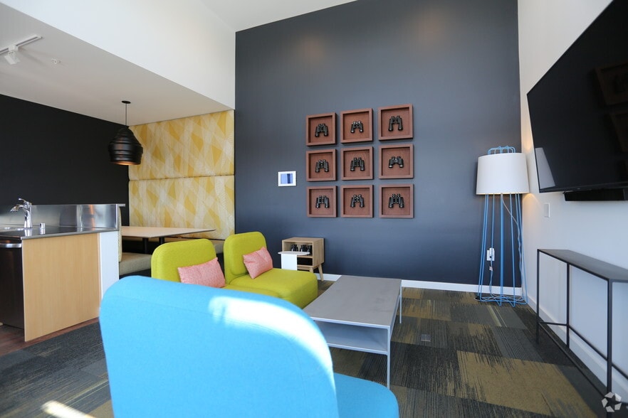 More Photos Of 1850 N 34th St, Seattle Apartments For Lease