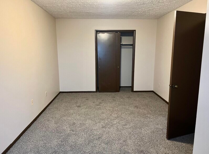 More Photos Of 205 Geri Ln, Richmond Office Residential For Sale