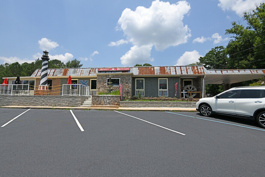 More Photos Of 809 E Greenwood St, Abbeville Restaurant For Sale