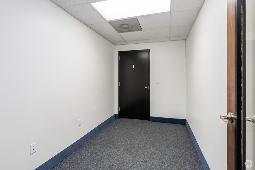 More Photos Of 900 Granby St, Norfolk Office For Lease