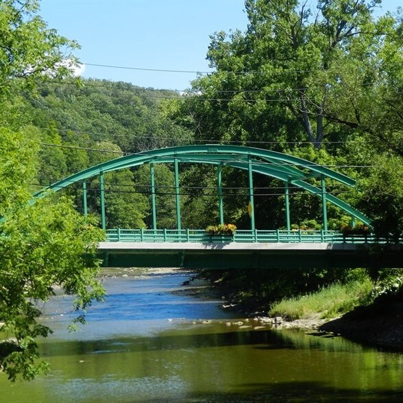 More Photos Of 1540 Chagrin River Rd, Gates Mills Office Residential For Sale