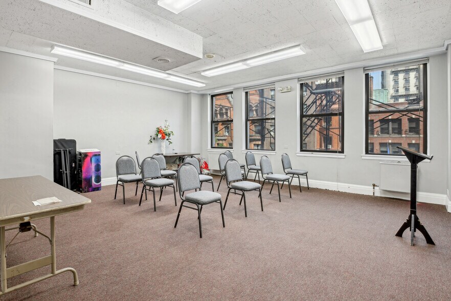 More Photos Of 236 W 72nd St, New York Office Residential For Sale