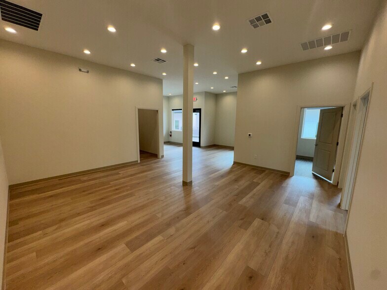 More Photos Of 12801 Anderson Mill Rd, Austin Office For Sale