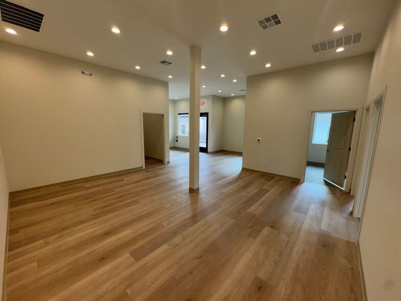 More Photos Of 12801 Anderson Mill Rd, Austin Medical For Sale