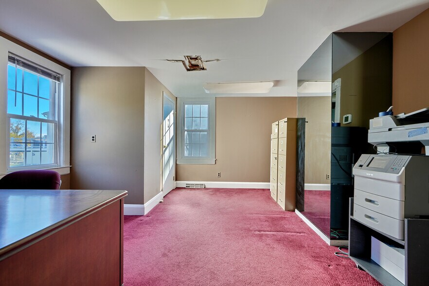 More Photos Of 508 Fairmount Ave, Towson Specialty For Sale