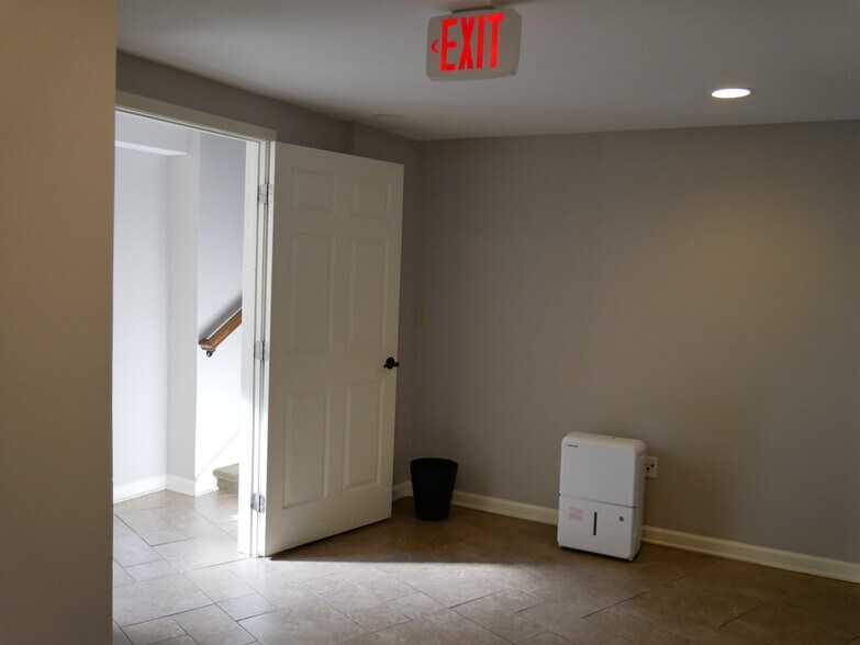 More Photos Of 496 Medlock Rd, Decatur Office Residential For Lease