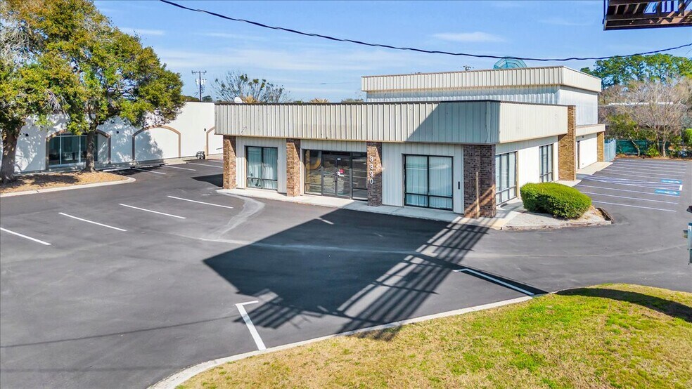 More Photos Of 8890 Abercorn St, Savannah Storefront Retail Office For Sale