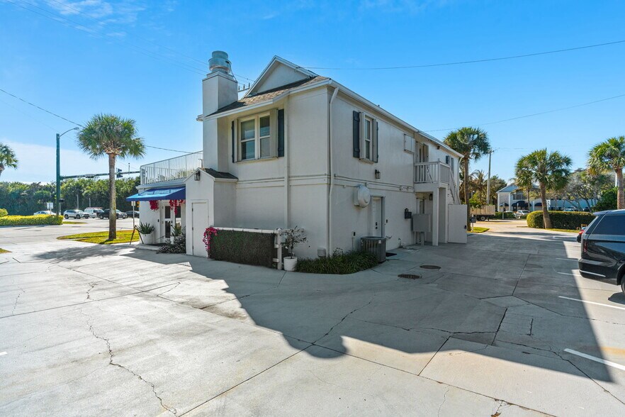 More Photos Of 9300 N A1A, Vero Beach Freestanding For Sale