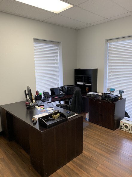 More Photos Of 7907 W Industrial Ave, Midland Warehouse For Lease