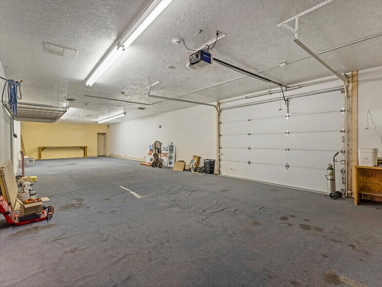 More Photos Of 1355 W 465 S, Orem Manufacturing For Sale