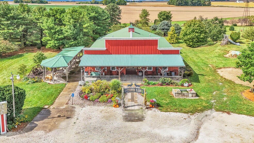 More Photos Of 1356 County Road 2900 N, Rantoul Specialty For Sale