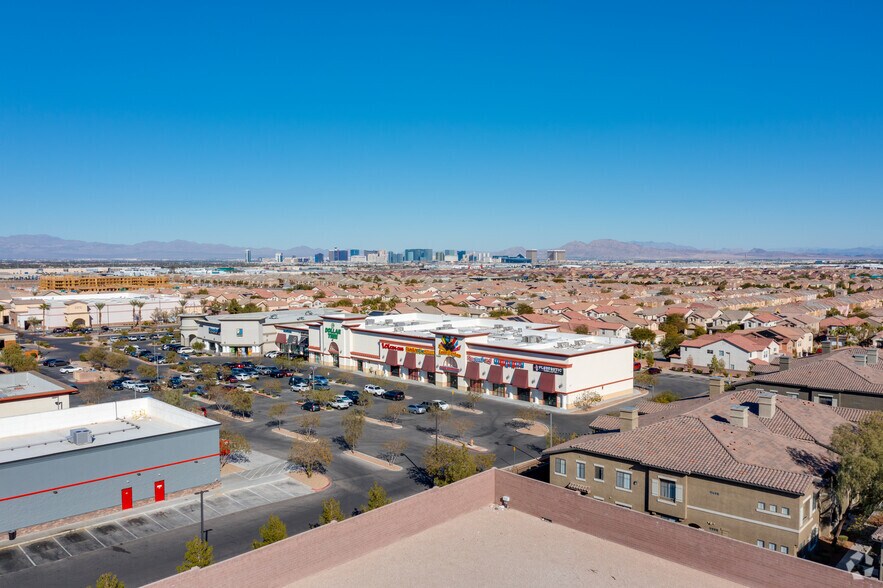 More Photos Of 7460 S Rainbow Blvd, Las Vegas General Retail For Lease