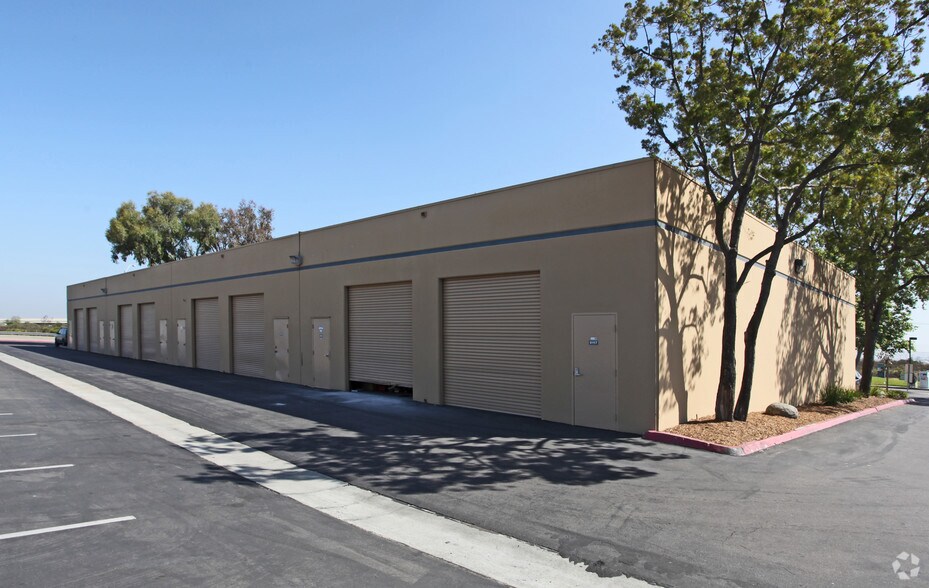 More Photos Of 9103-9117 Chesapeake Dr, San Diego Unknown For Lease