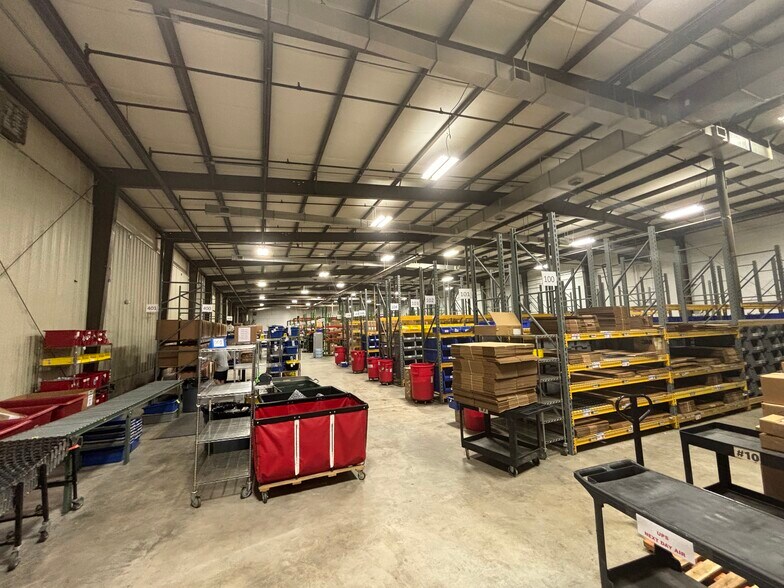 More Photos Of 255 Homer St, Commerce Manufacturing For Lease