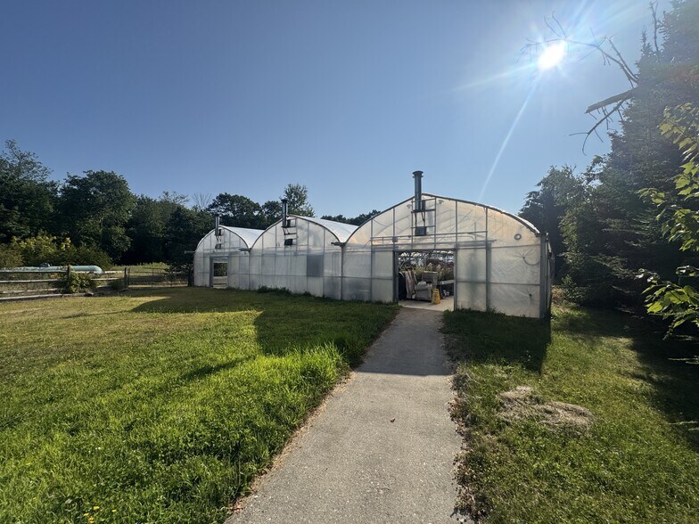 More Photos Of 670 Alfred Rd, Arundel Garden Center For Sale