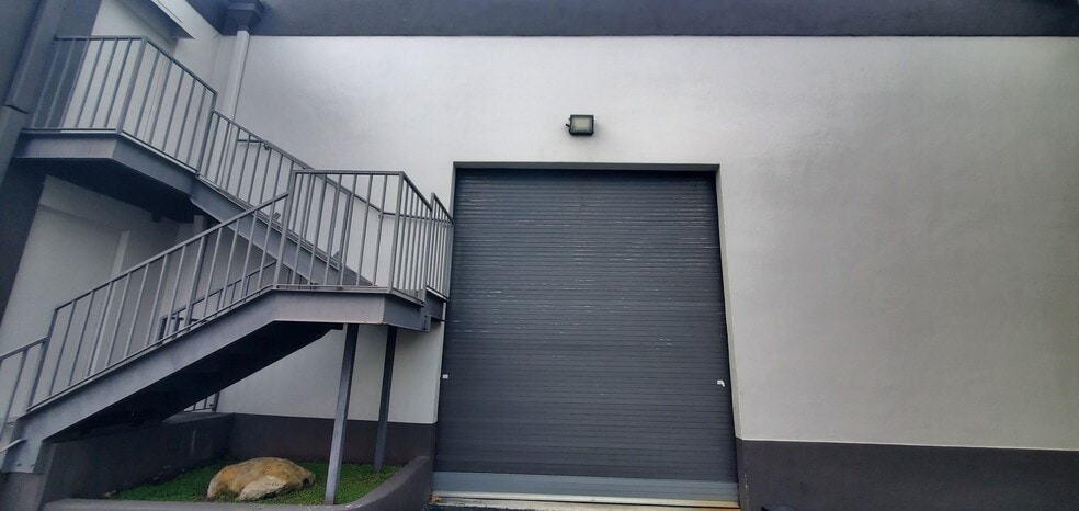 More Photos Of 2100 NW 93rd Ave, Miami Warehouse For Sale