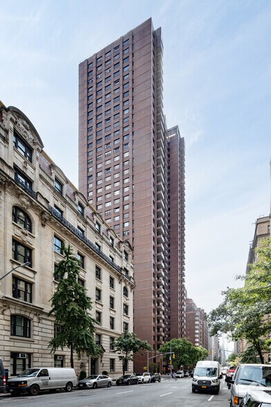 More Photos Of 1245 Madison Ave, New York Apartments For Lease