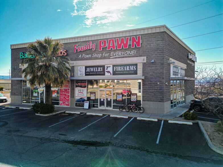 Primary Photo Of 1055 W Red Cliffs Dr, Washington Freestanding For Lease