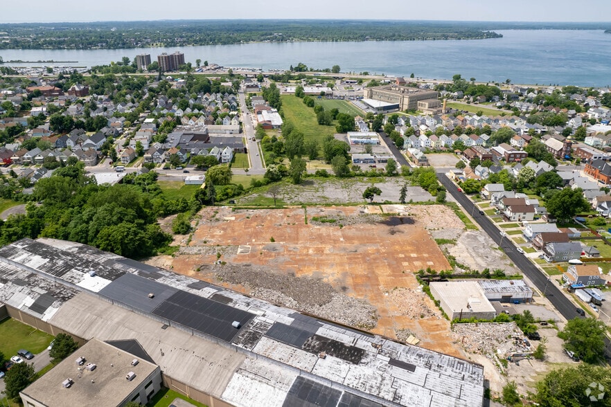 More Photos Of 25 Rano St, Buffalo Manufacturing For Lease