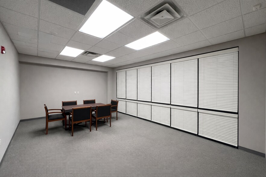 More Photos Of 37 Sandstone Cir, Jackson Medical For Lease