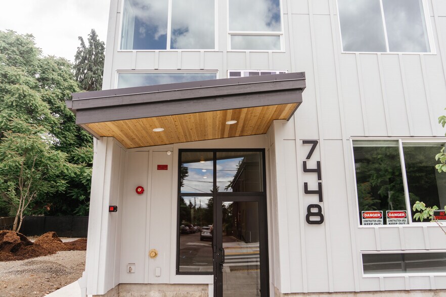 More Photos Of 7448 N Saint Louis Ave, Portland Apartments For Sale