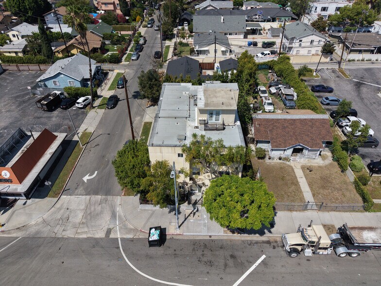 More Photos Of 5073 Huntington Dr N, Los Angeles Apartments For Sale