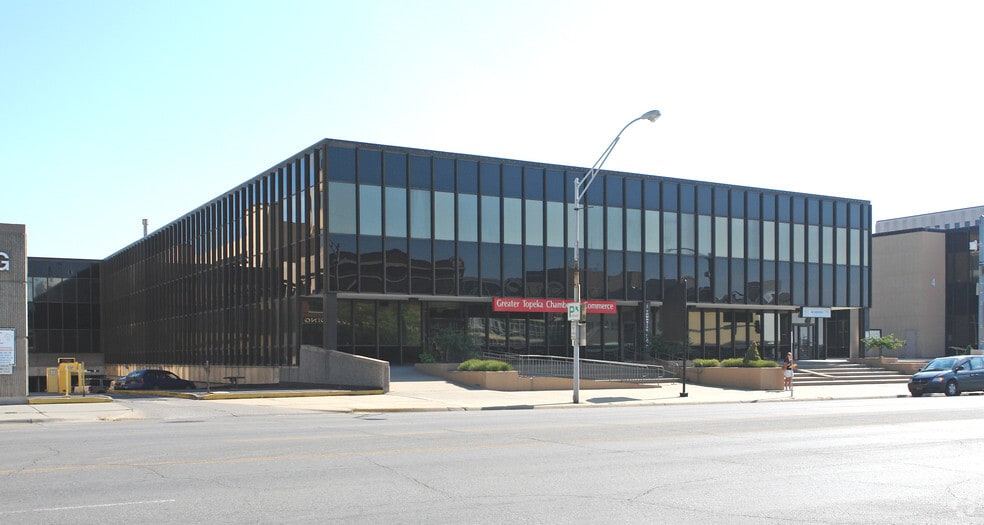 More Photos Of 120 SE 6th Ave, Topeka Office For Lease