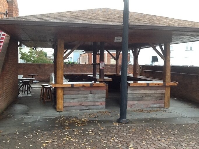 More Photos Of 215 Judiciary St, Aurora Restaurant For Sale