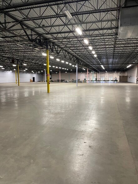 More Photos Of 8410 Sandidge Rd, Olive Branch Manufacturing For Sale