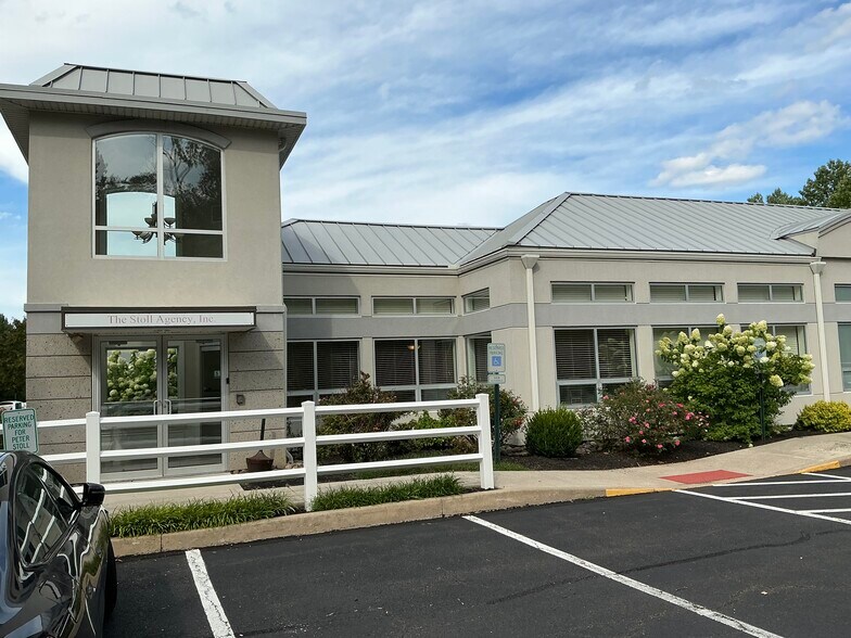 Primary Photo Of 1600 Horizon Dr, Chalfont Medical For Sale