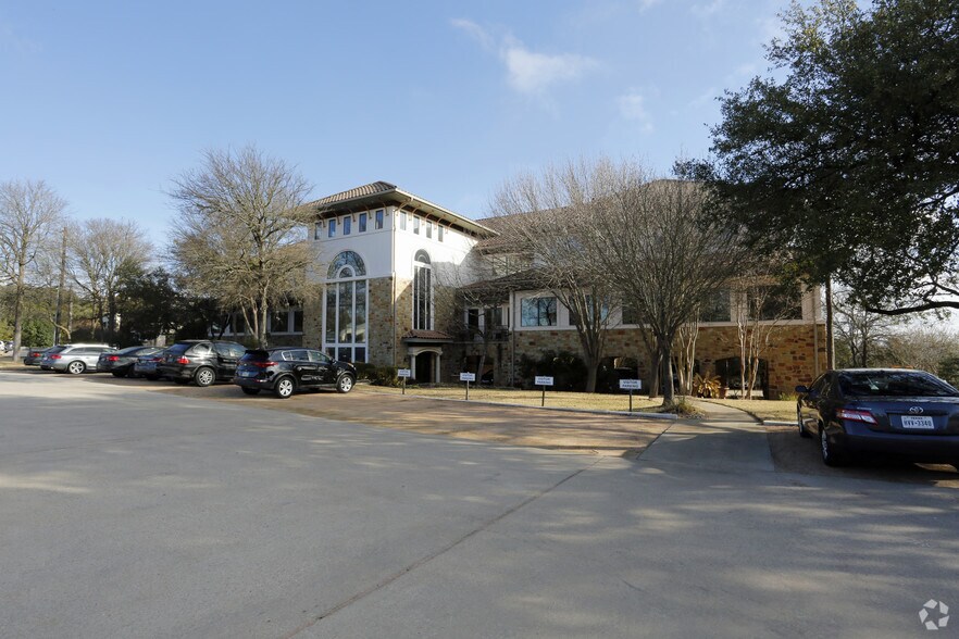 More Photos Of 7000 Bee Caves Rd, Austin Medical For Lease