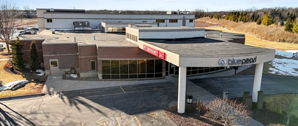 More Photos Of 4706 New Horizons Blvd, Appleton Medical For Sale