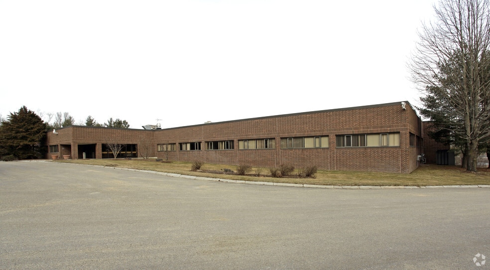 More Photos Of 305 Foster St, Littleton Office For Lease
