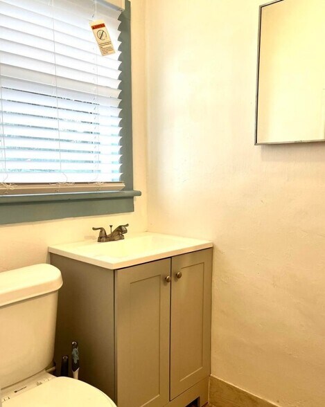 More Photos Of 313 N Oleander Ave, Daytona Beach Apartments For Sale