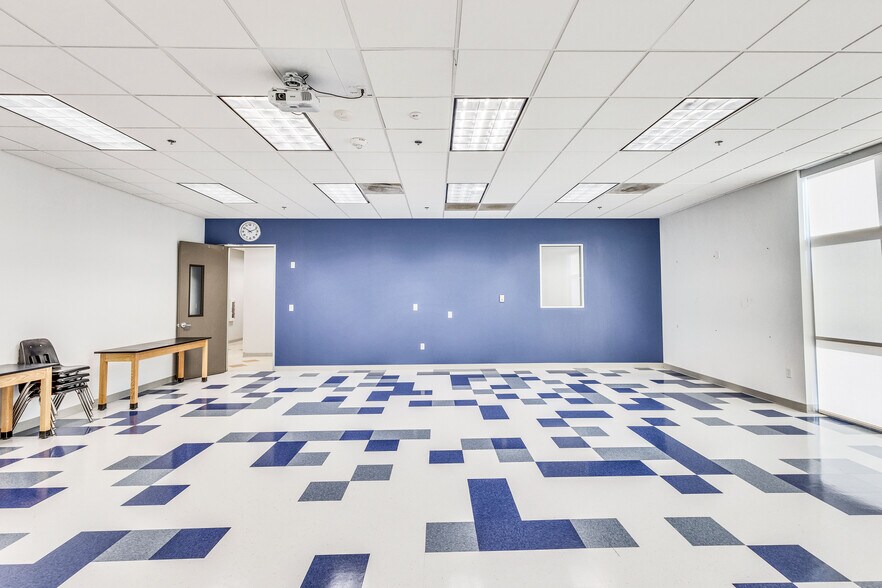 More Photos Of 9100 Hwy 290 E, Austin Research And Development For Sale