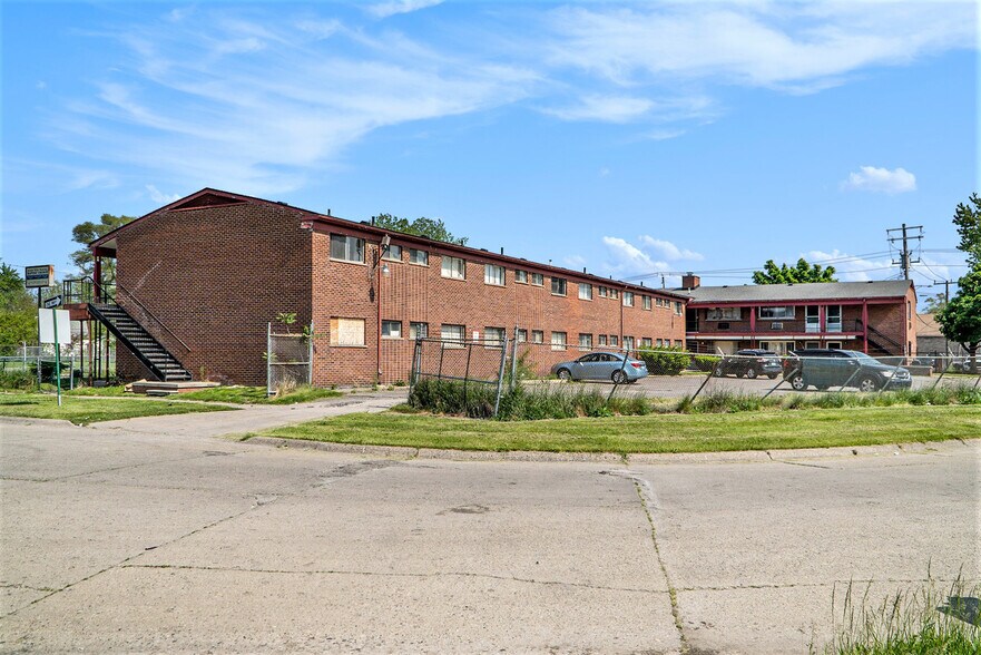 More Photos Of 19625 Conant, Detroit Multifamily For Sale