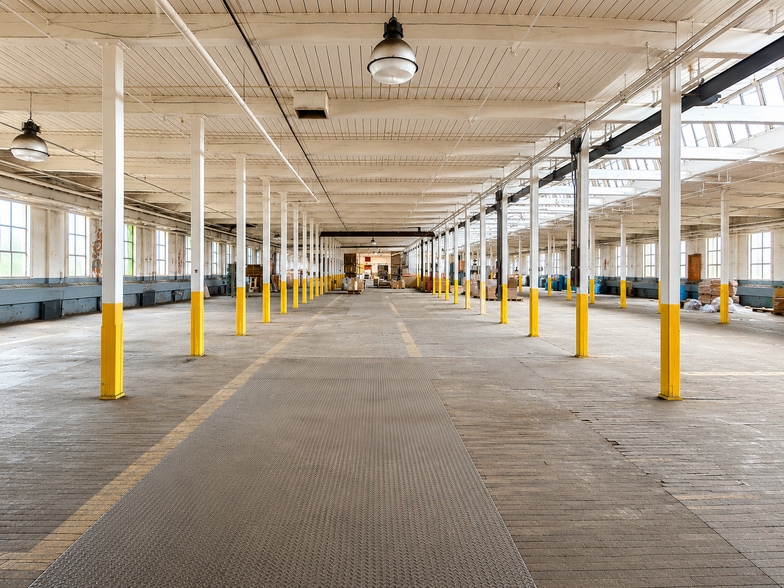 More Photos Of 620 Spring St, North Dighton Warehouse For Lease
