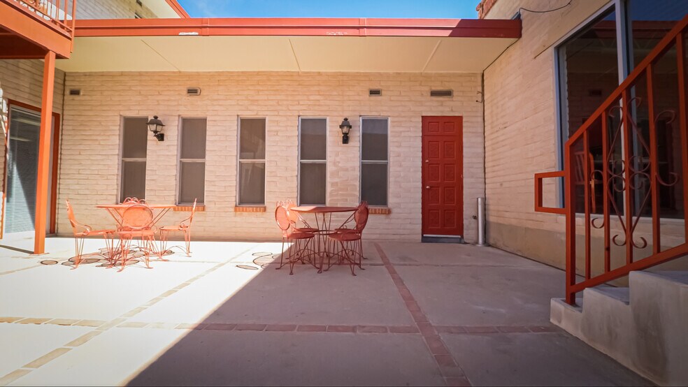 More Photos Of 1401 Montana Ave, El Paso Office For Lease