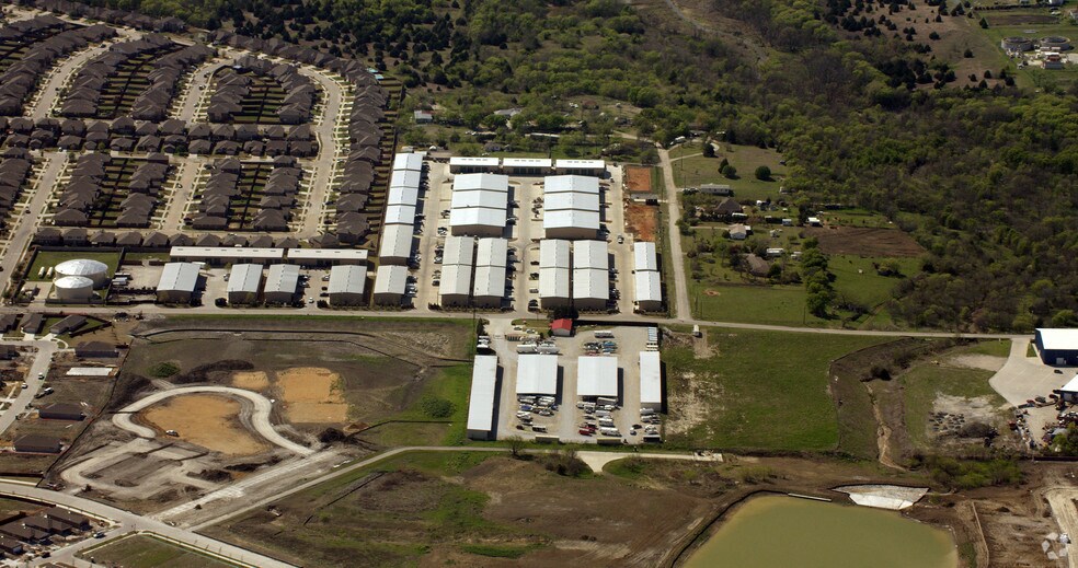 More Photos Of 122 Rose Ln, Frisco Warehouse For Sale