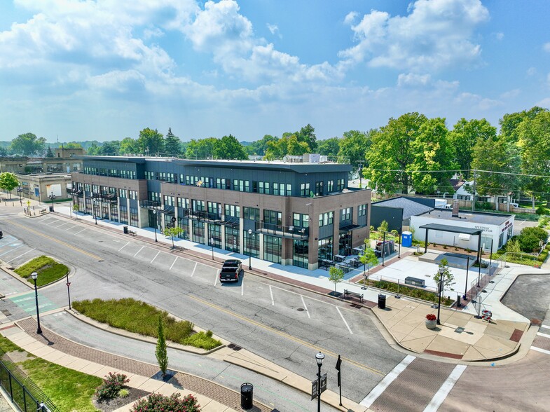 Primary Photo Of 1302 Main St, Speedway Storefront For Sale