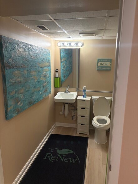 More Photos Of 6255-6265 Executive Blvd, Rockville Office For Sale