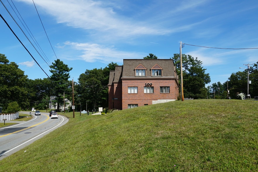 More Photos Of 100 Treble Cove Rd, Billerica Medical For Lease